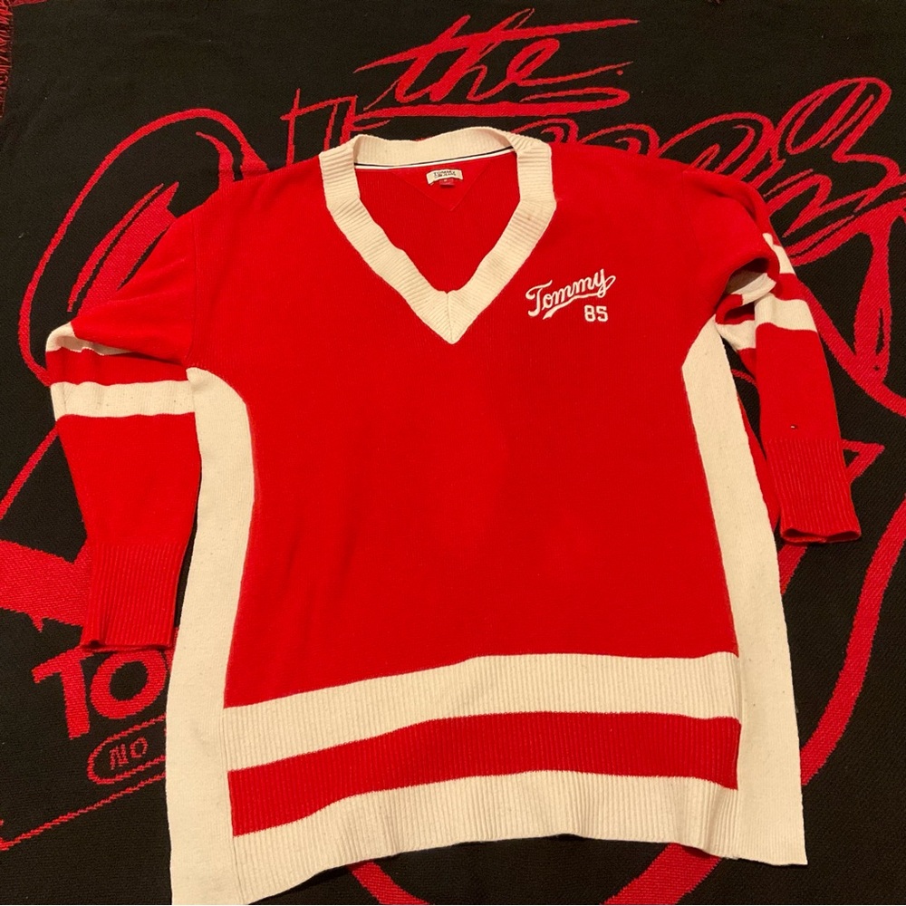 Tommy Hilfiger Red and White Shrug Sweater